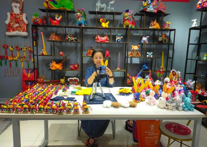 購(gòu)購(gòu)購(gòu)！巾幗好品等你來(lái)——專業(yè)會(huì)議及展覽服務(wù)助力女性創(chuàng)業(yè)